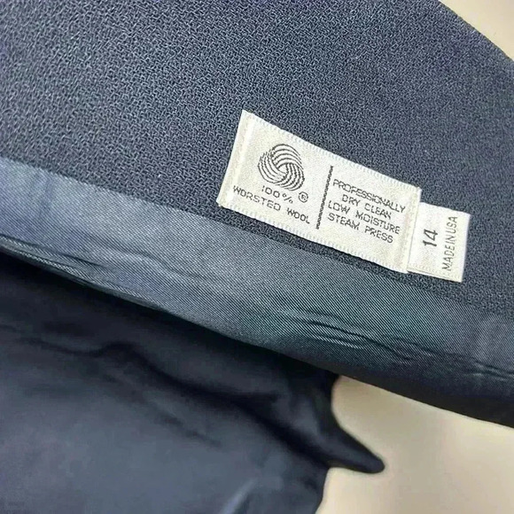 Vintage Women’s Blazer Evan Picone Navy 100% Worsted Wool Size 14 - Picture 6 of 12